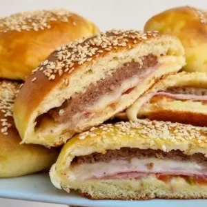SALGADO ASSADO X BURGUER DUPLO UN